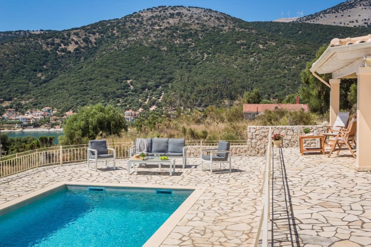 Villa Irida Agia Efimia Exterior photo